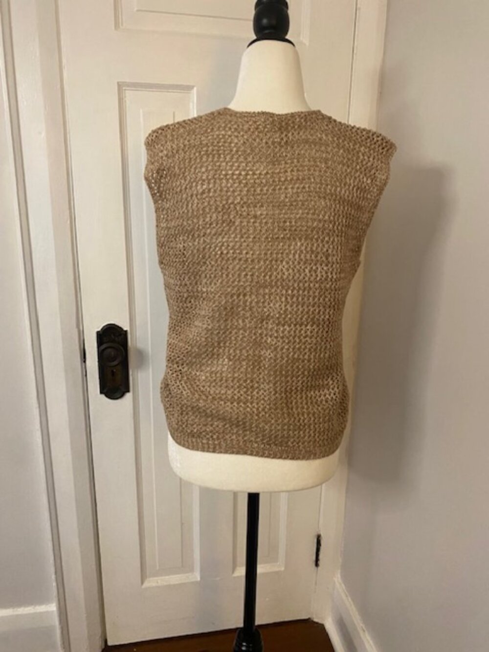 VTG Knit Vest Beaded embroidery Floral Brown Grandmacore Size Small - Picture 3 of 15